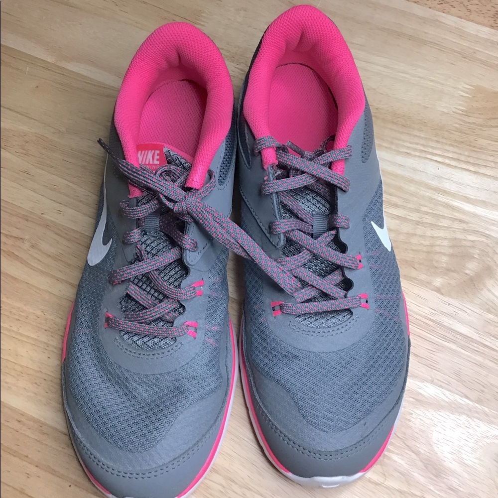 Nike Flex TR5 Women’s Running Shoes Sz. 8.5 724858